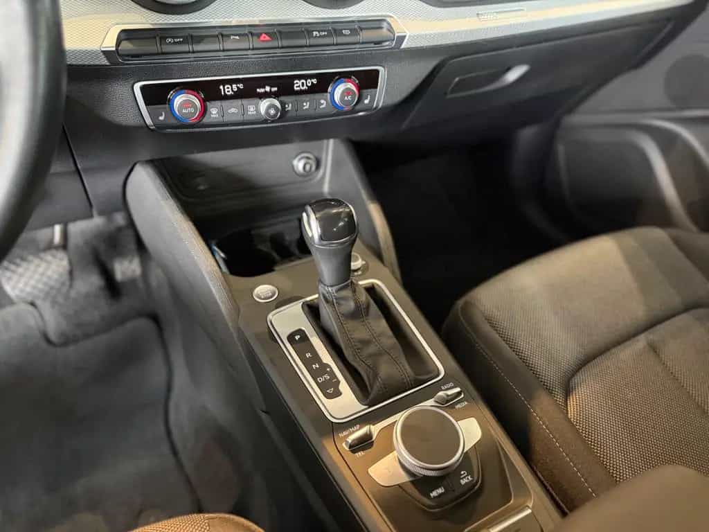 Audi Q2 S Line APPLE- CARPLAY/ DAB-RADIO/ TEMPOMAT 04/2021-photo-21