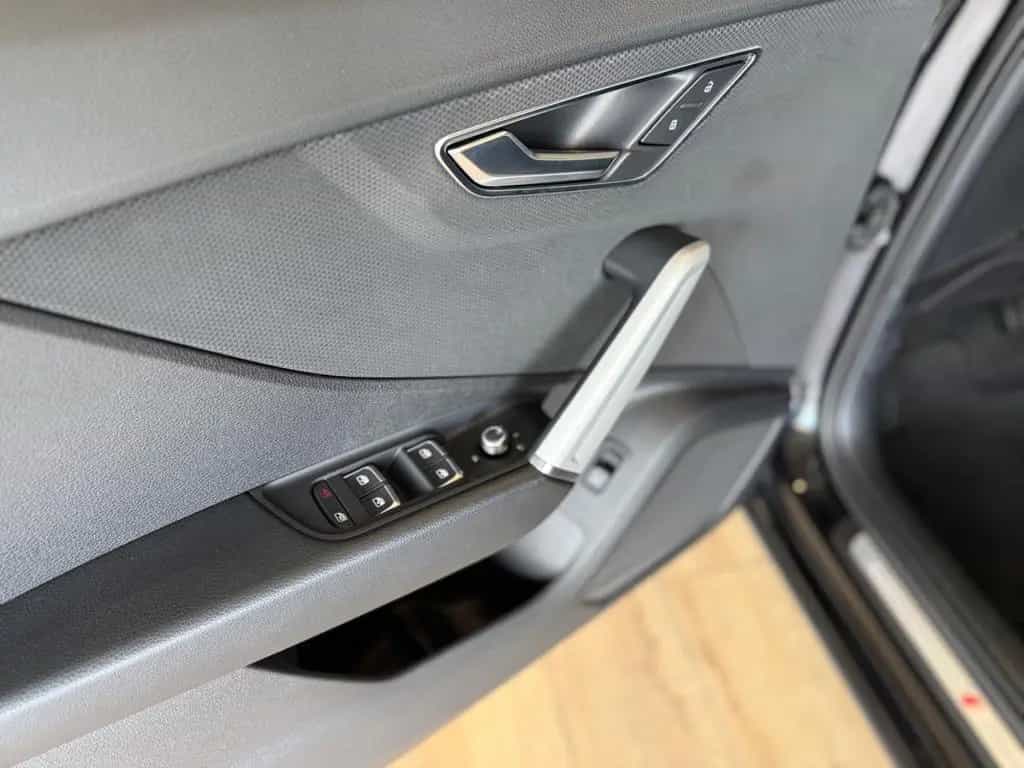 Audi Q2 S Line APPLE- CARPLAY/ DAB-RADIO/ TEMPOMAT 04/2021-photo-26