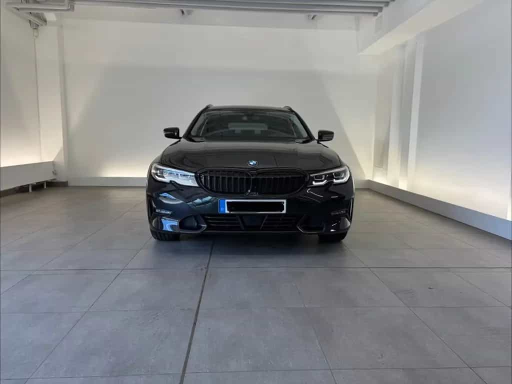 BMW 320 i Tour. SportLine - AHK/Pano/LED/HiFI/Ambient 06/2021-photo-1