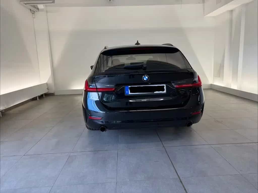 BMW 320 i Tour. SportLine - AHK/Pano/LED/HiFI/Ambient 06/2021-photo-4