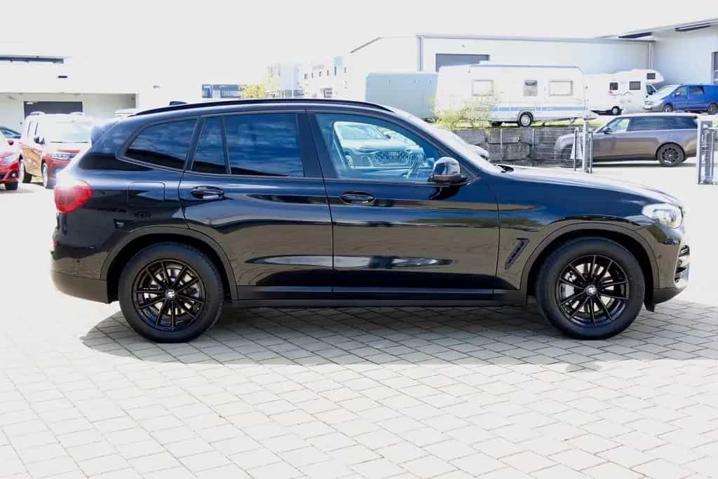 BMW X3 xDrive 25d Advant. ACC*KEY-GO*AHK*CAM#H&K#PAN 11/2018-photo-1