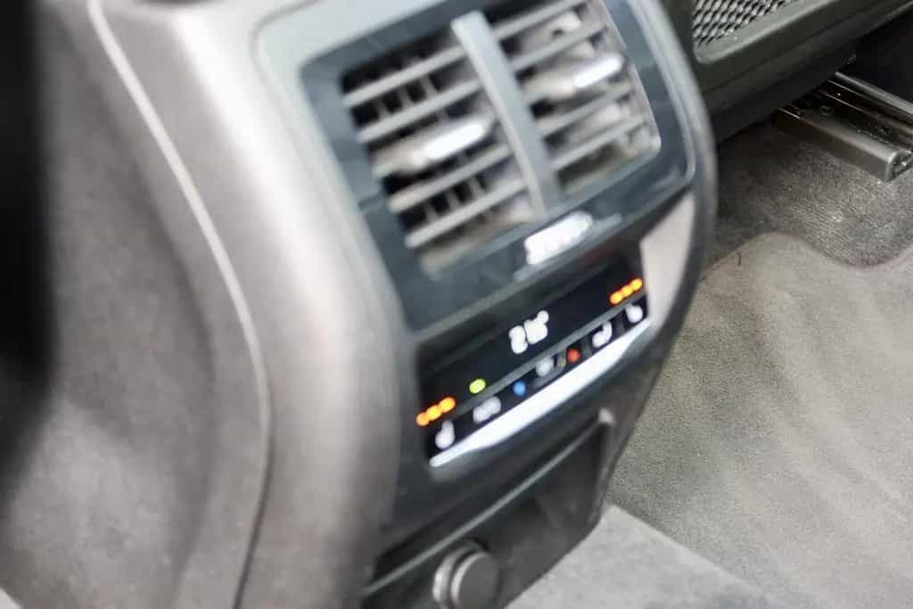 BMW X3 xDrive 25d Advant. ACC*KEY-GO*AHK*CAM#H&K#PAN 11/2018-photo-25