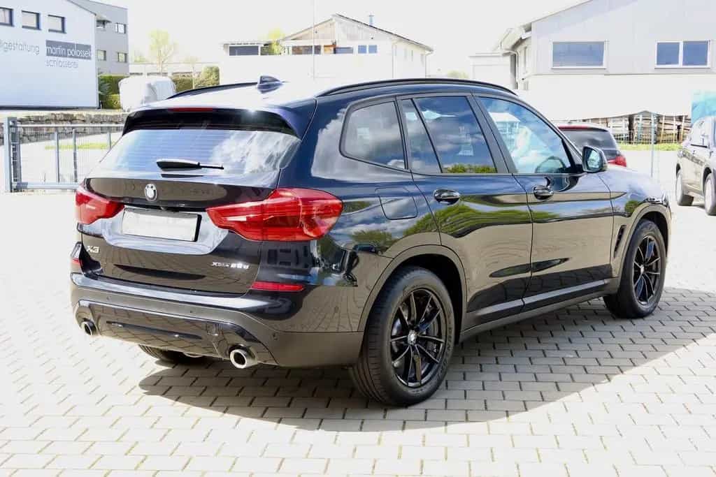 BMW X3 xDrive 25d Advant. ACC*KEY-GO*AHK*CAM#H&K#PAN 11/2018-photo-5