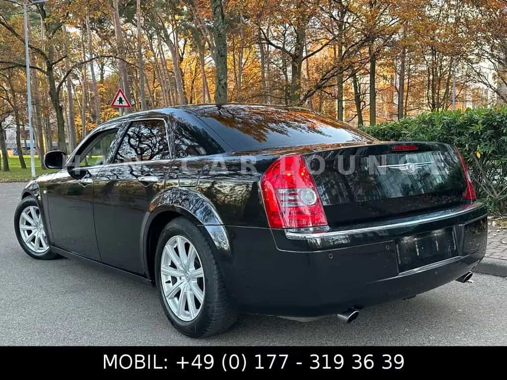 Chrysler 300C 3.0 CRD*LEDER*XENON*NAVI* 08/2010-photo-10