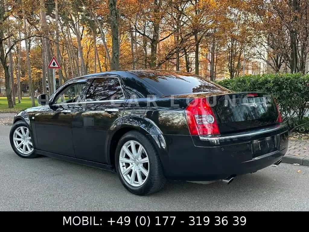 Chrysler 300C 3.0 CRD*LEDER*XENON*NAVI* 08/2010-photo-11