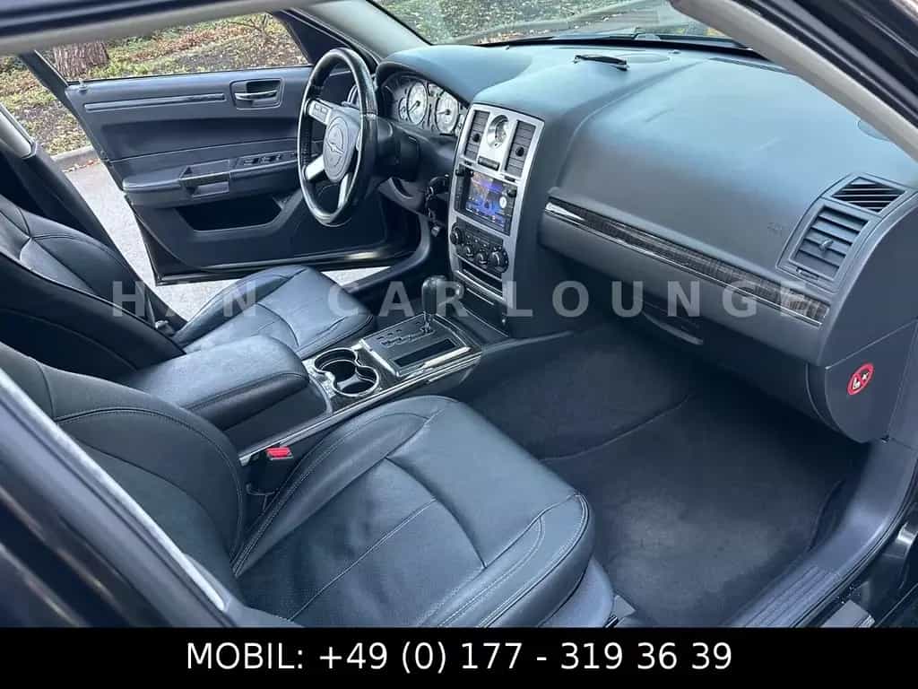 Chrysler 300C 3.0 CRD*LEDER*XENON*NAVI* 08/2010-photo-15