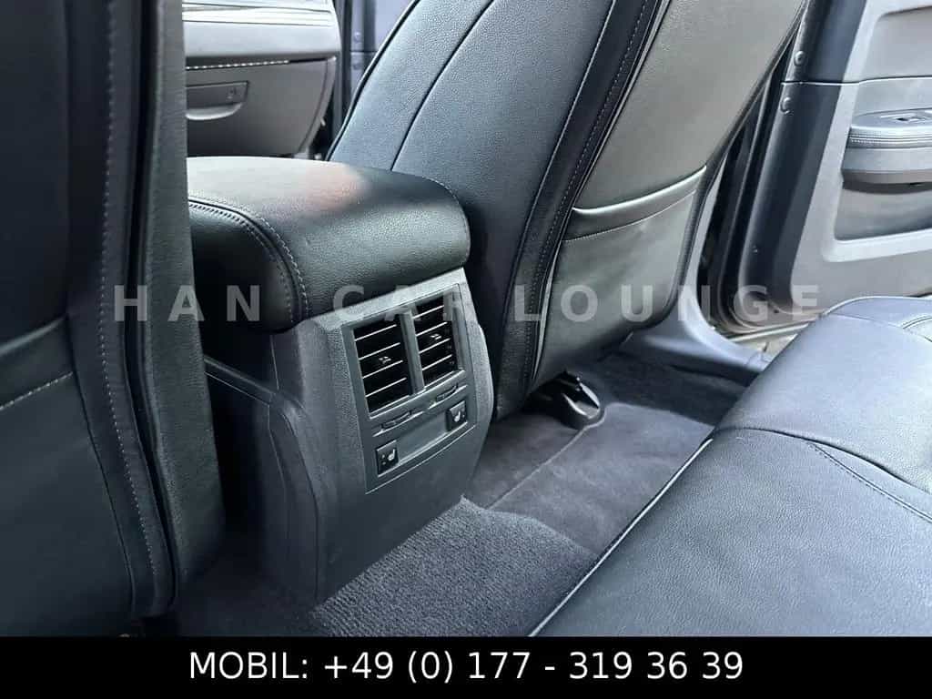 Chrysler 300C 3.0 CRD*LEDER*XENON*NAVI* 08/2010-photo-22