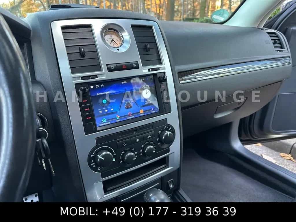 Chrysler 300C 3.0 CRD*LEDER*XENON*NAVI* 08/2010-photo-26