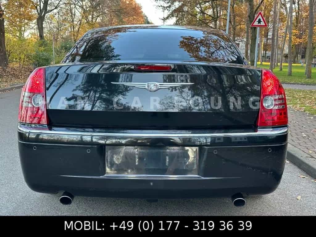 Chrysler 300C 3.0 CRD*LEDER*XENON*NAVI* 08/2010-photo-9