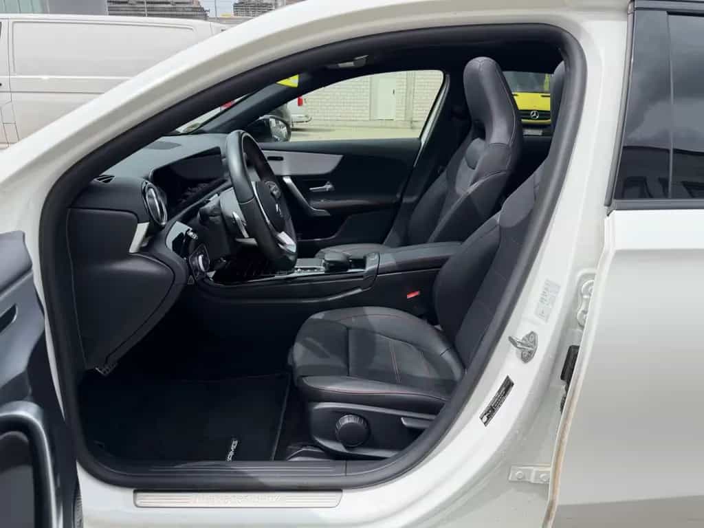 Mercedes-Benz A 200 *4Matic* AMG LINE*PANO*NIGHT PAKET*XENON* 07/2021-photo-8
