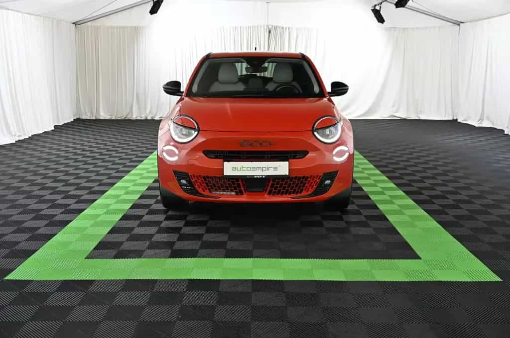 Fiat 600 1.2 Hybrid 136 DCT6 La Prima LED/NAVI/SHZ/18 11/2024-photo-2