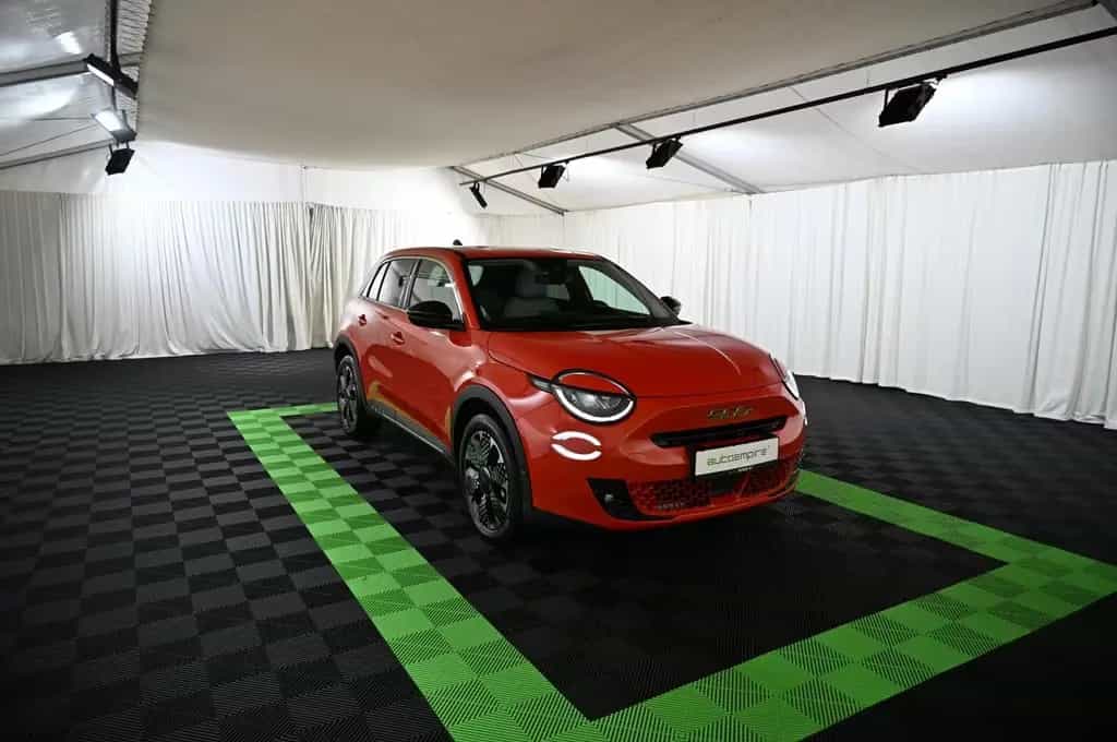 Fiat 600 1.2 Hybrid 136 DCT6 La Prima LED/NAVI/SHZ/18 11/2024-photo-3