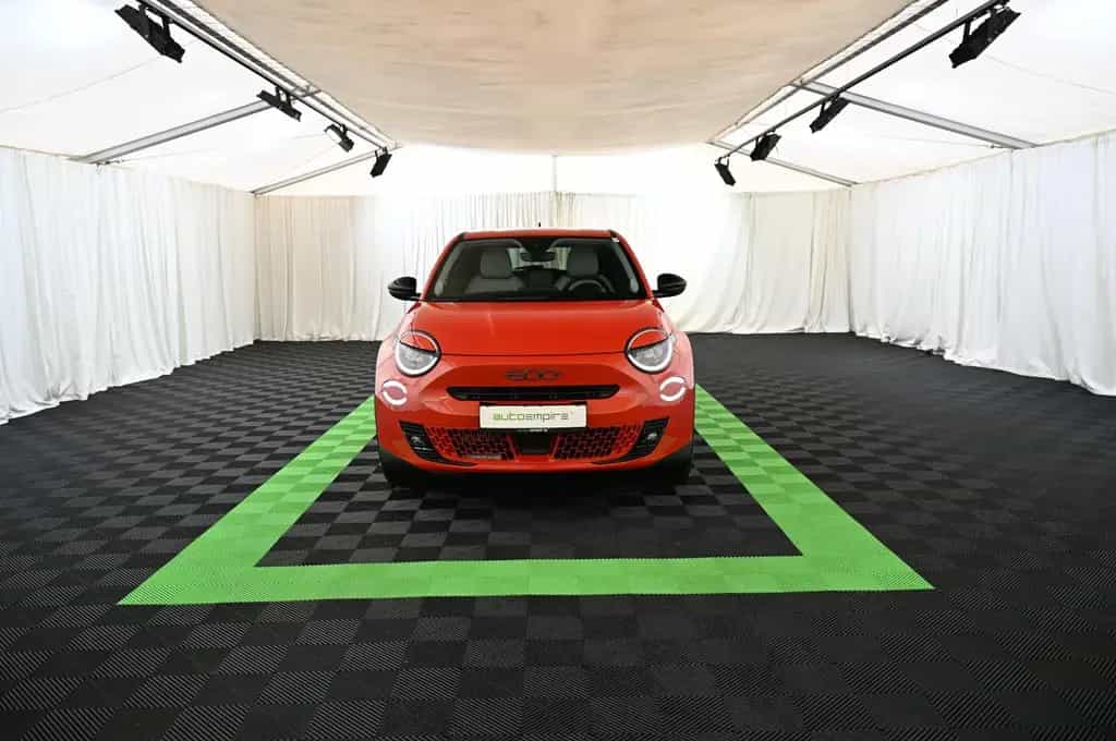 Fiat 600 1.2 Hybrid 136 DCT6 La Prima LED/NAVI/SHZ/18 12/2024-photo-2
