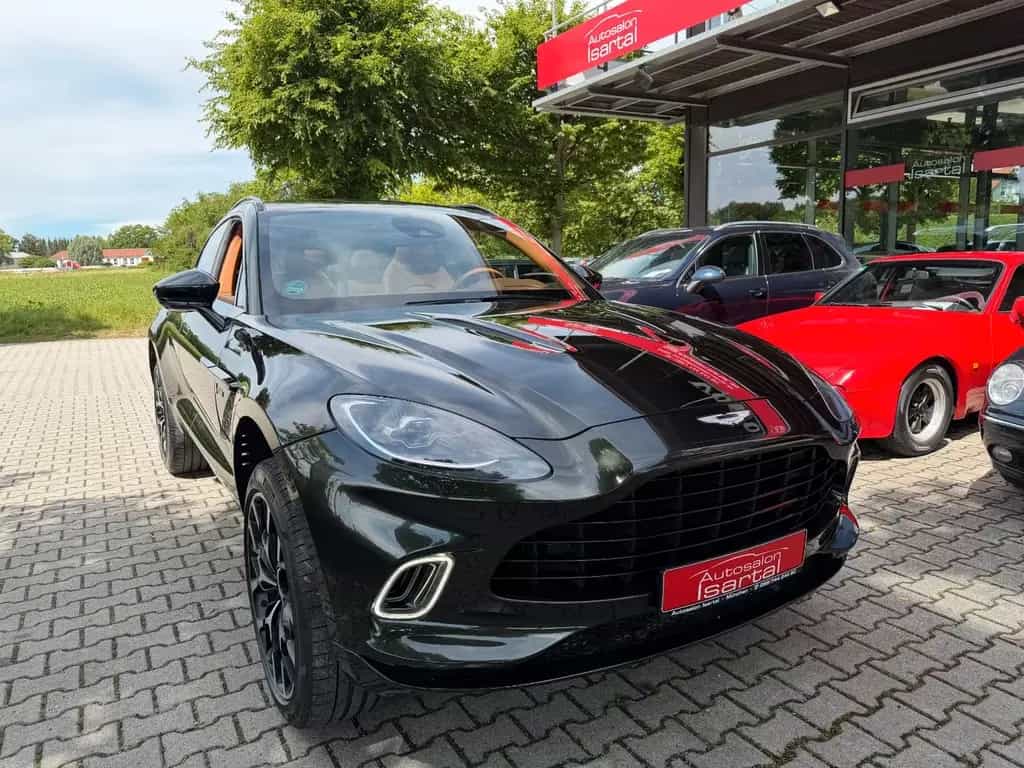Aston Martin DBX - 1.dt. Hd - Neuzustand - 20tkm 10/2020-photo-9
