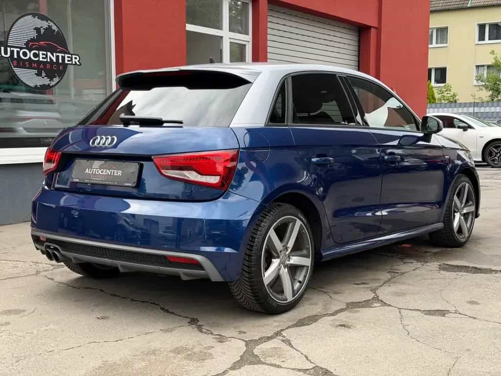 Audi A1 Sportback AUTOMATIK/S-LINE/NAVI/XENON/EXCLUSI 03/2015-photo-2