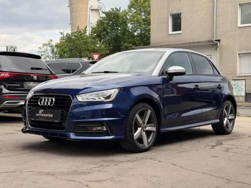 Audi A1 Sportback AUTOMATIK/S-LINE/NAVI/XENON/EXCLUSI 03/2015-photo-3