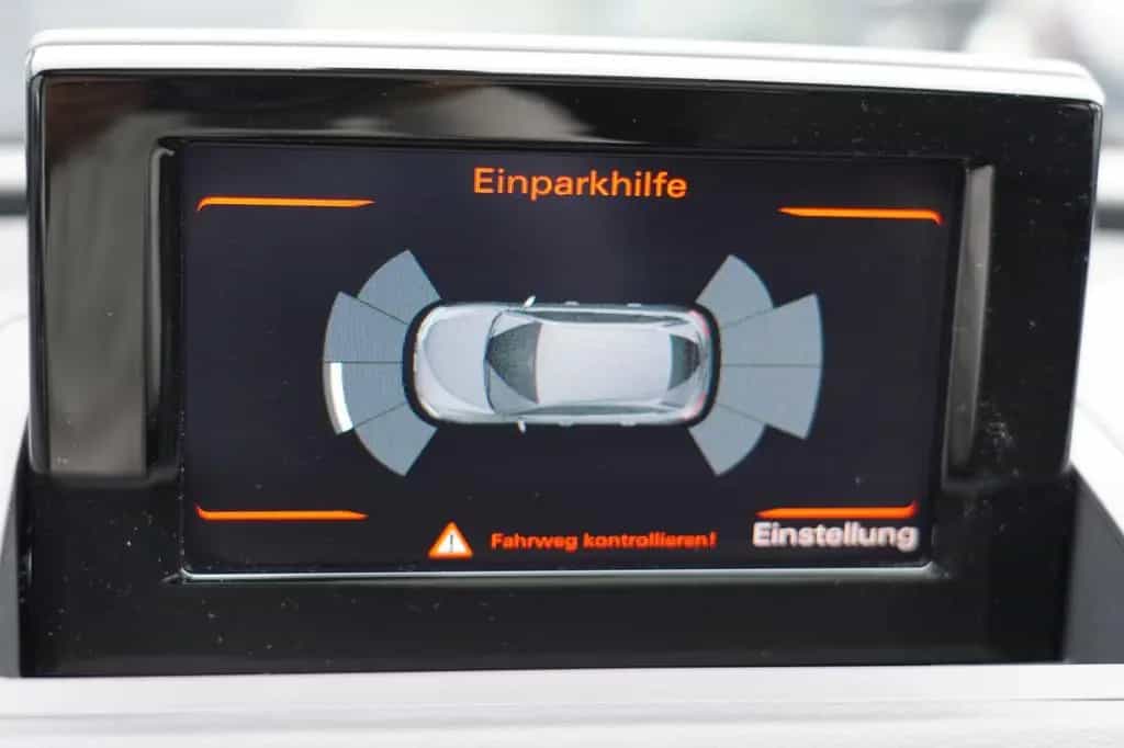 Audi Q3 S line Sport / Plus *MIT 3 JAHREN GARANTIE* 07/2017-photo-28