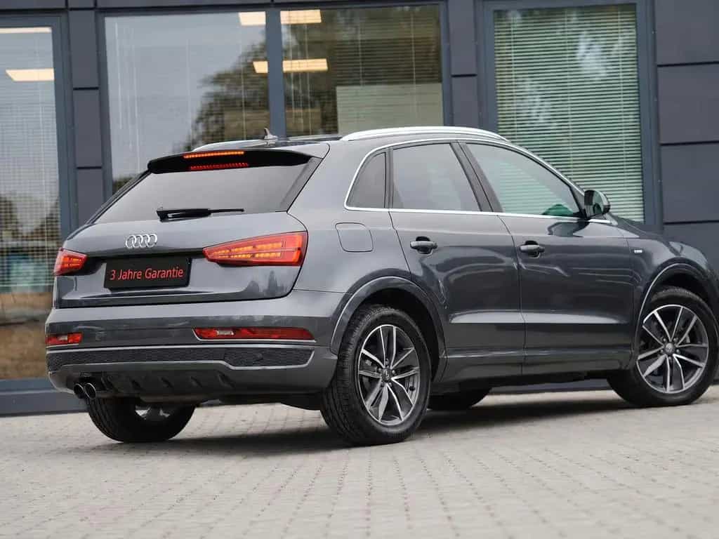 Audi Q3 S line Sport / Plus *MIT 3 JAHREN GARANTIE* 07/2017-photo-4