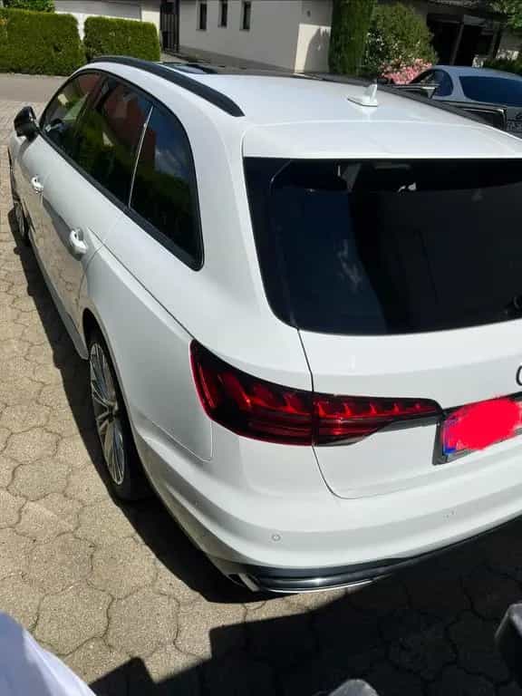 Audi A4 40 TDI S tronic Avant - 12/2019-photo-3