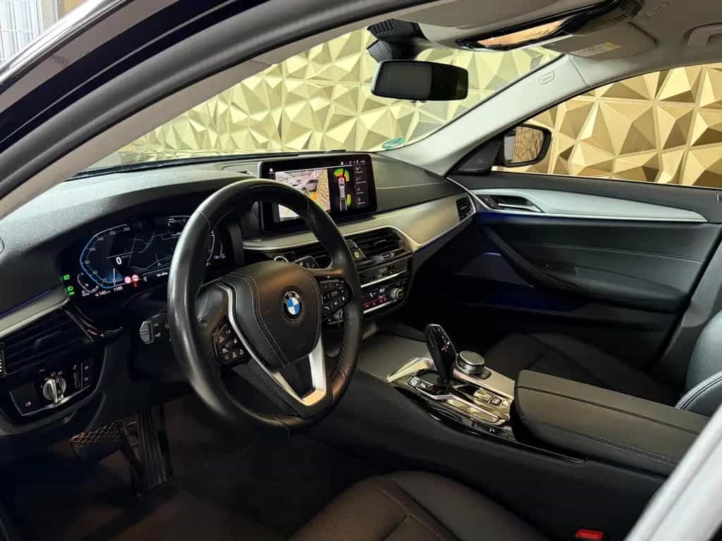 BMW 520 d xDrive Touring|2.HAND|AUTOMATIK|NAVI|LEDER 11/2021-photo-1