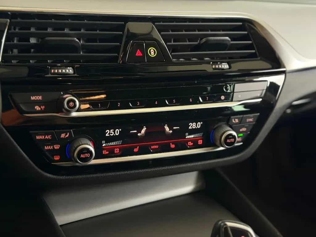 BMW 520 d xDrive Touring|2.HAND|AUTOMATIK|NAVI|LEDER 11/2021-photo-19