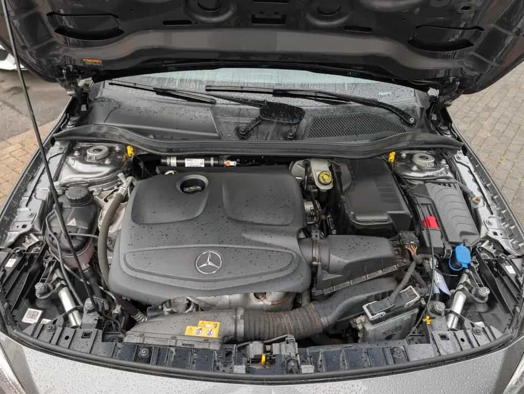 Mercedes-Benz GLA 200 AUTOMATIK, Scheck.heft. gepflegt 06/2017-photo-17