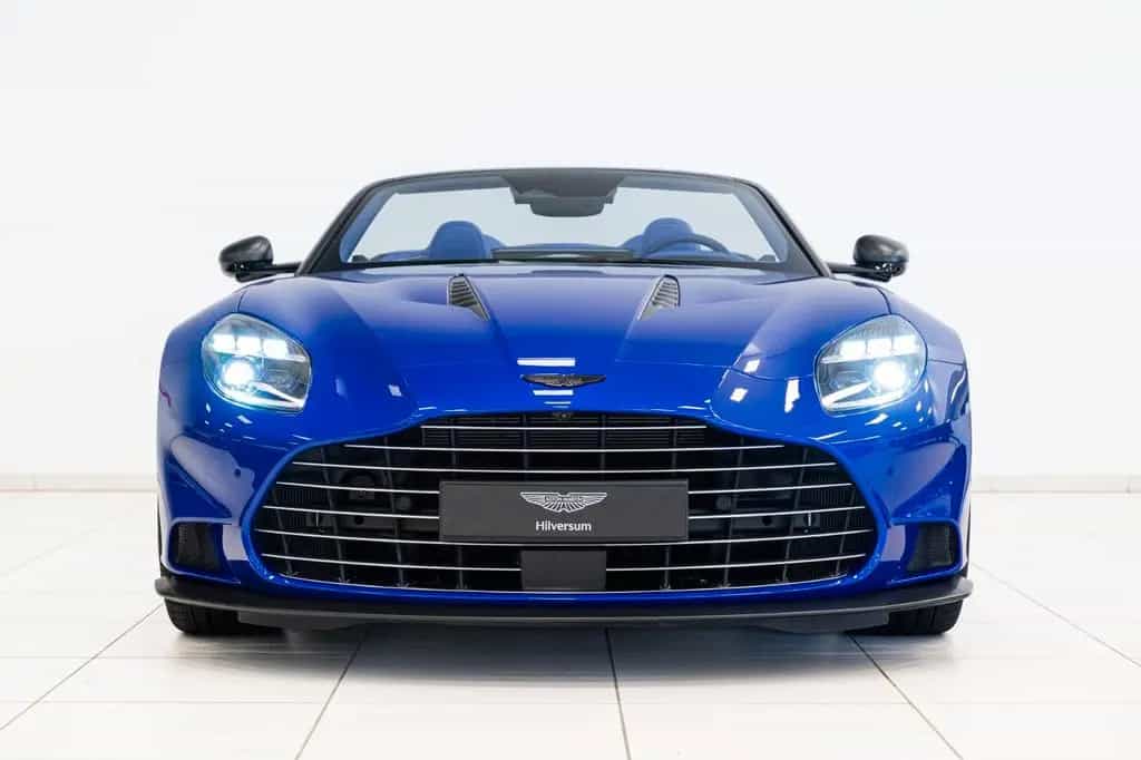 Aston Martin Vanquish Volante Full Options Titanium Exhaust 06/2025-photo-15