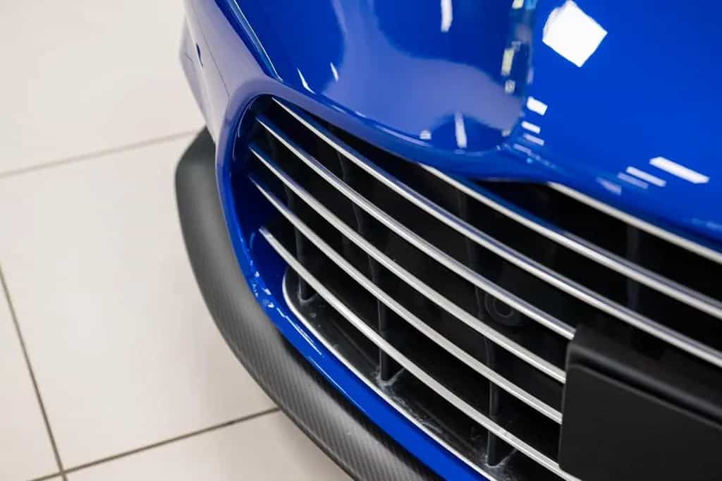 Aston Martin Vanquish Volante Full Options Titanium Exhaust 06/2025-photo-17