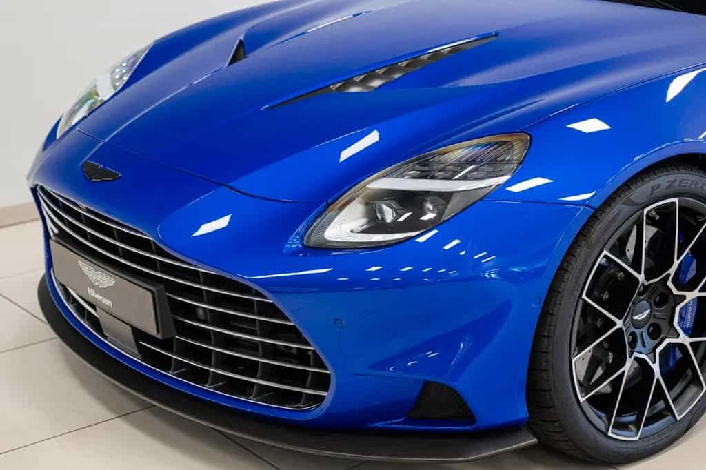 Aston Martin Vanquish Volante Full Options Titanium Exhaust 06/2025-photo-20
