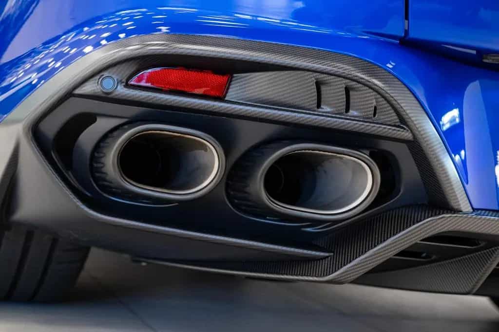 Aston Martin Vanquish Volante Full Options Titanium Exhaust 06/2025-photo-8
