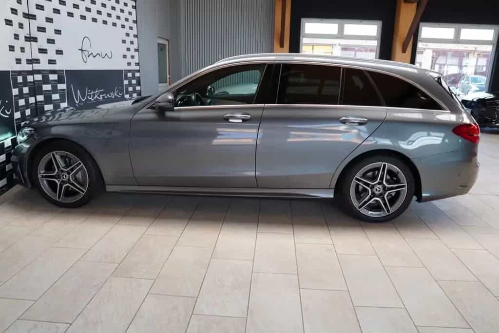 Mercedes-Benz C 180 C T-Modell*AMG*ACC*AHK*360*LED*Burmester* 07/2018-photo-24