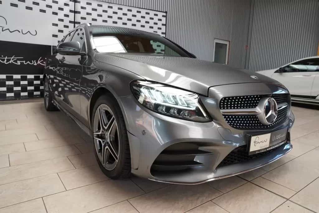 Mercedes-Benz C 180 C T-Modell*AMG*ACC*AHK*360*LED*Burmester* 07/2018-photo-4