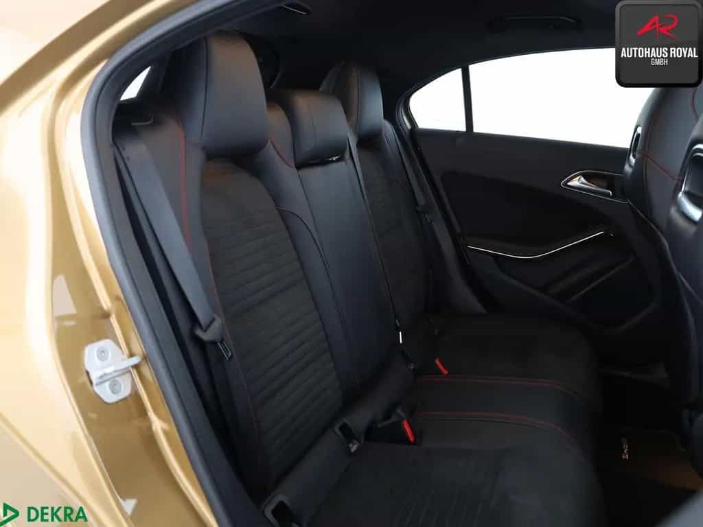 Mercedes-Benz A 45 AMG 4M PANORAMA,KAMERA,SCHECKHEFT,NAVI,LED 11/2017-photo-11