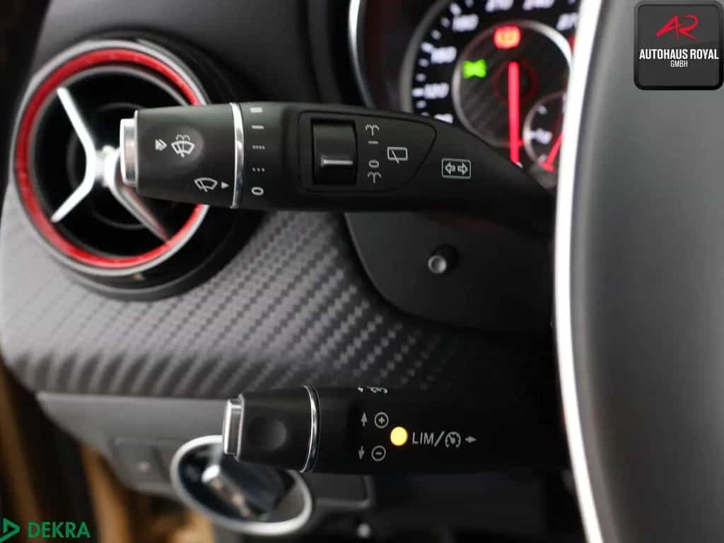 Mercedes-Benz A 45 AMG 4M PANORAMA,KAMERA,SCHECKHEFT,NAVI,LED 11/2017-photo-12