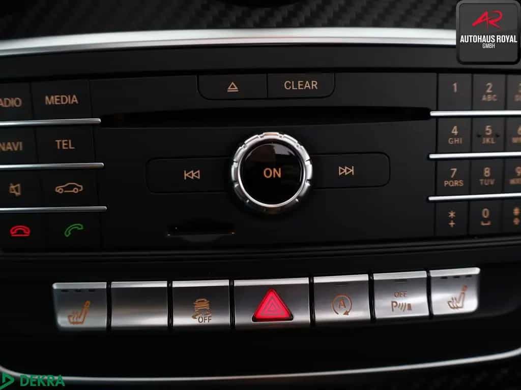 Mercedes-Benz A 45 AMG 4M PANORAMA,KAMERA,SCHECKHEFT,NAVI,LED 11/2017-photo-17
