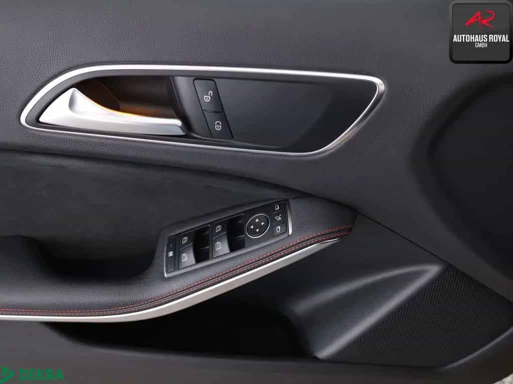 Mercedes-Benz A 45 AMG 4M PANORAMA,KAMERA,SCHECKHEFT,NAVI,LED 11/2017-photo-19