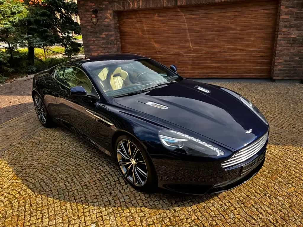 Aston Martin Virage summer driven  / indoor stored only - 2 owners 11/2011-photo-2