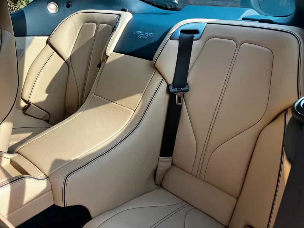 Aston Martin Virage summer driven  / indoor stored only - 2 owners 11/2011-photo-9