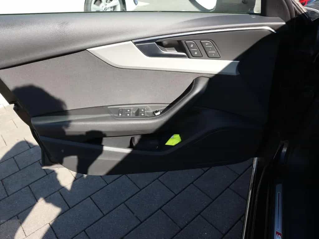 Audi A4 Avant 40 TDI S line S tronic RFK*NAVI*LED 12/2021-photo-15