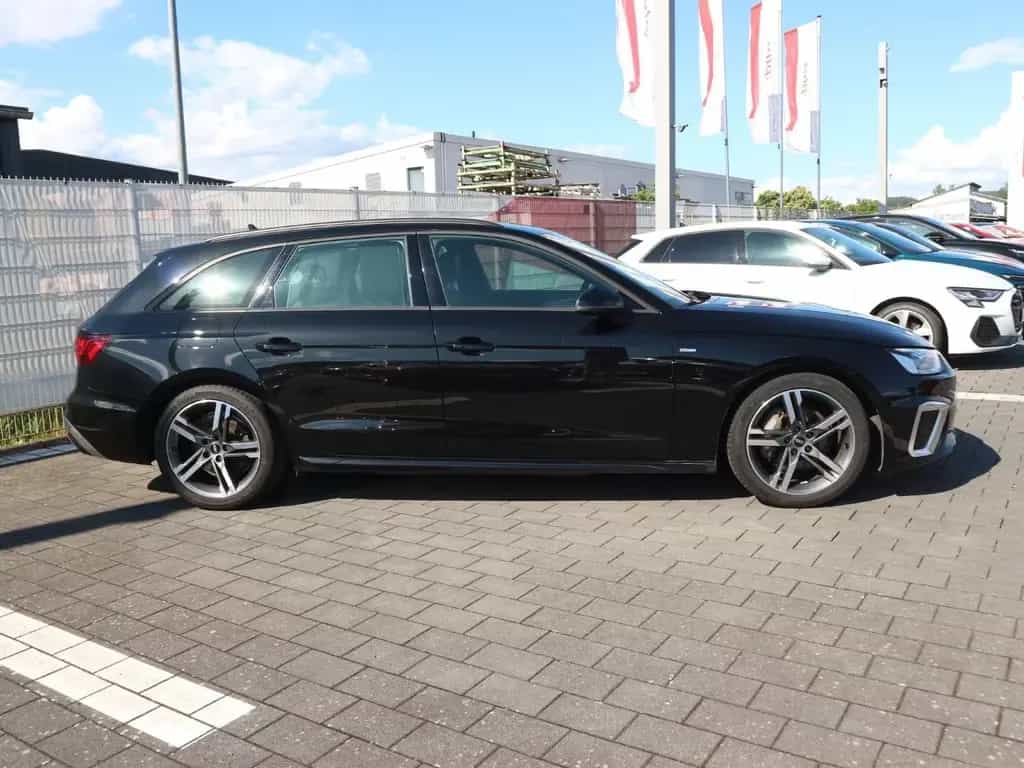 Audi A4 Avant 40 TDI S line S tronic RFK*NAVI*LED 12/2021-photo-2