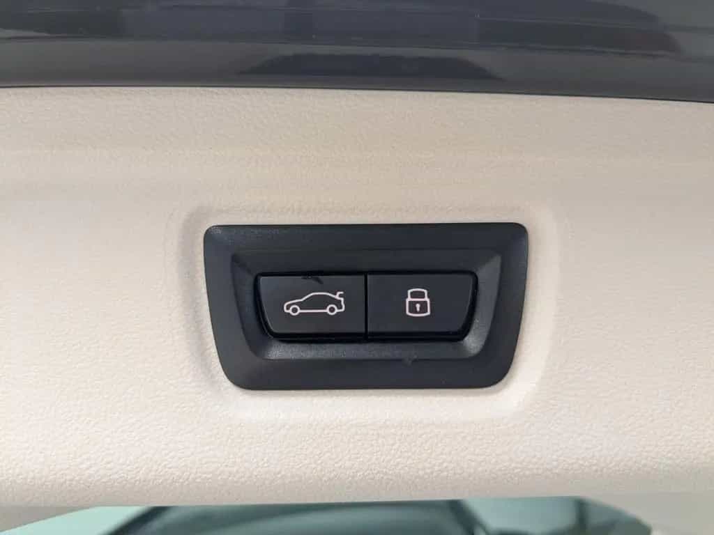BMW 320 d Touring AHK ACC H/K DA PA AdapLED Shz 04/2023-photo-15