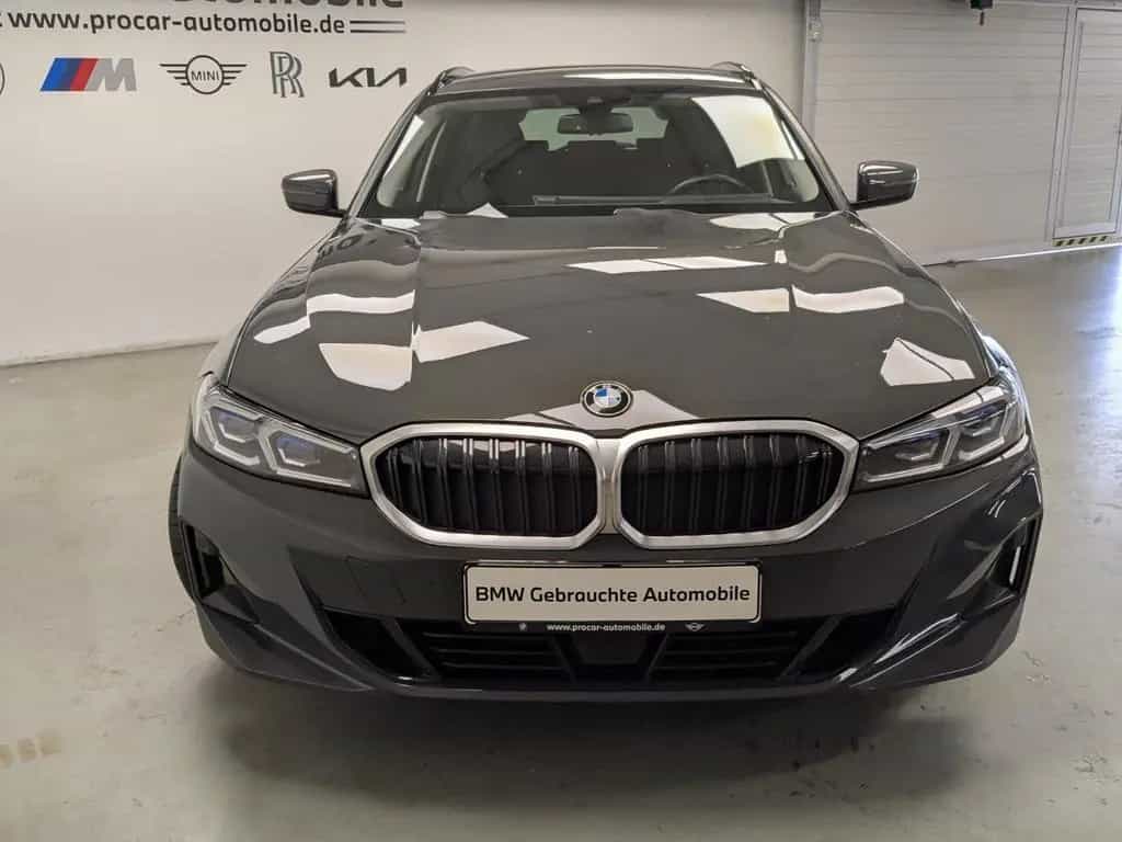 BMW 320 d Touring AHK ACC H/K DA PA AdapLED Shz 04/2023-photo-2