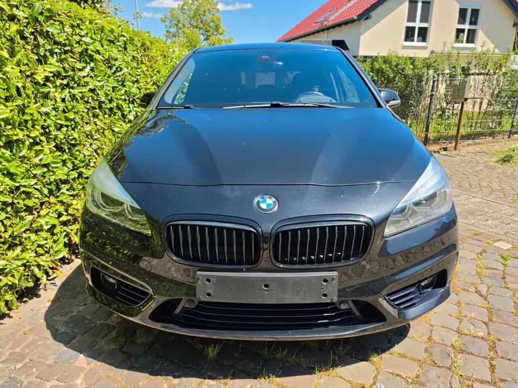 BMW 220 Active Tourer 220i Active Tourer Sport Line LED CAM DAB AHK 03/2018-photo-1