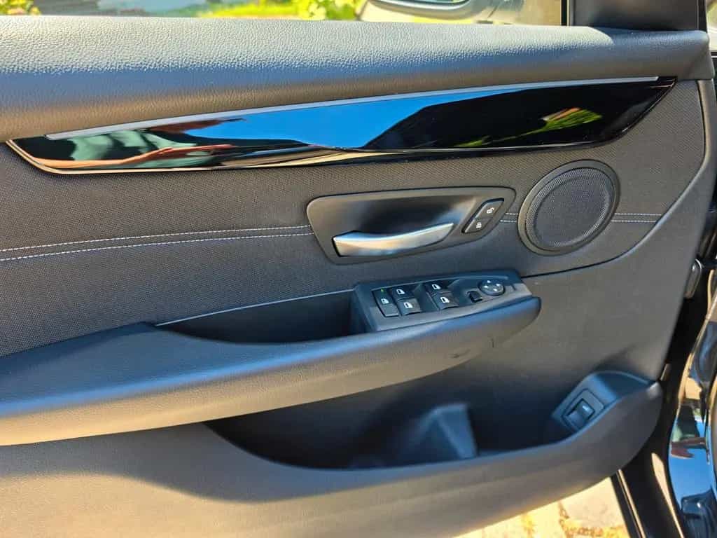 BMW 220 Active Tourer 220i Active Tourer Sport Line LED CAM DAB AHK 03/2018-photo-14