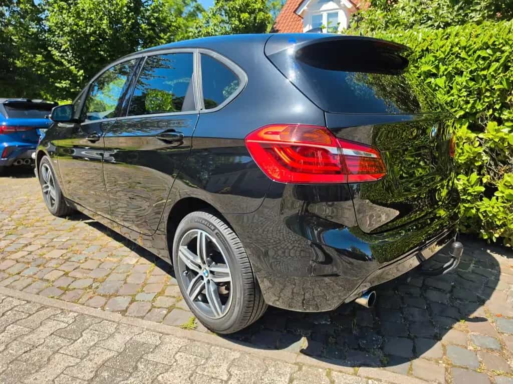 BMW 220 Active Tourer 220i Active Tourer Sport Line LED CAM DAB AHK 03/2018-photo-5