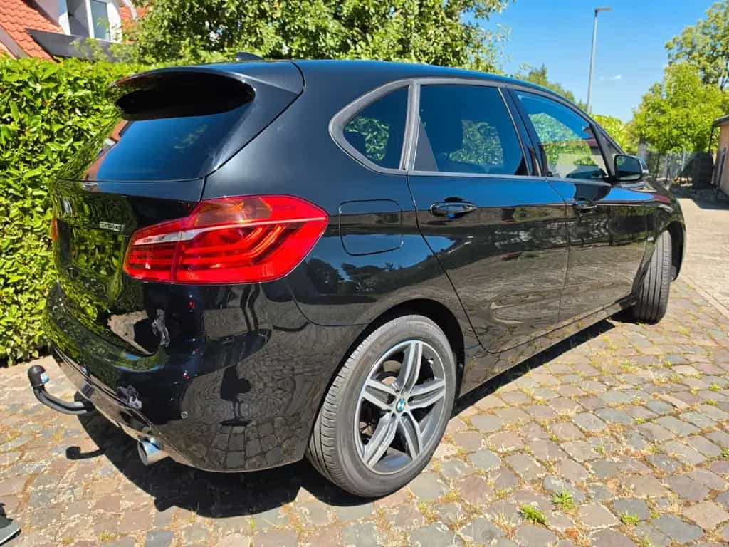 BMW 220 Active Tourer 220i Active Tourer Sport Line LED CAM DAB AHK 03/2018-photo-7