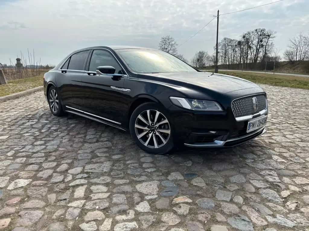 Lincoln Continental 07/2017-photo-2