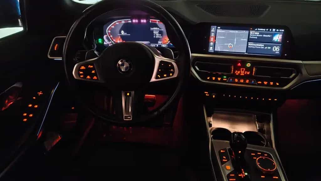 BMW 320 d xDrive Touring M Sport , AHK, Standheizung 10/2019-photo-10
