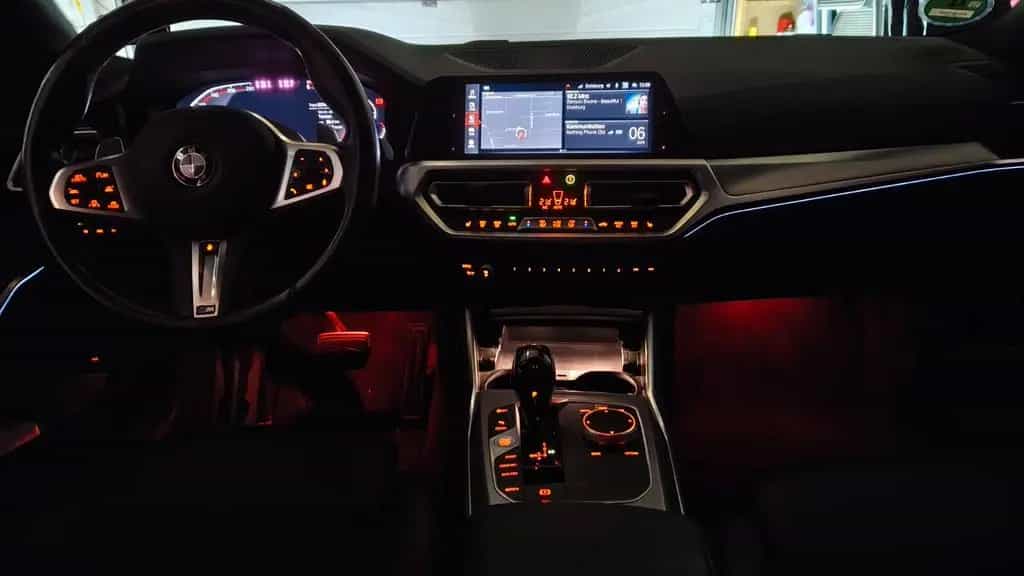 BMW 320 d xDrive Touring M Sport , AHK, Standheizung 10/2019-photo-9