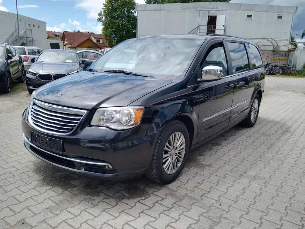 Chrysler Voyager 3.6+Town&Country+AUTOMATIK+LEDER+NAVI+CAM 07/2013-photo-0